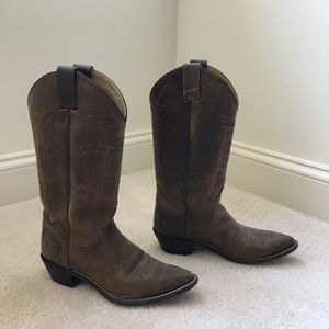 Justin rustic leather embroidered cowboy boots